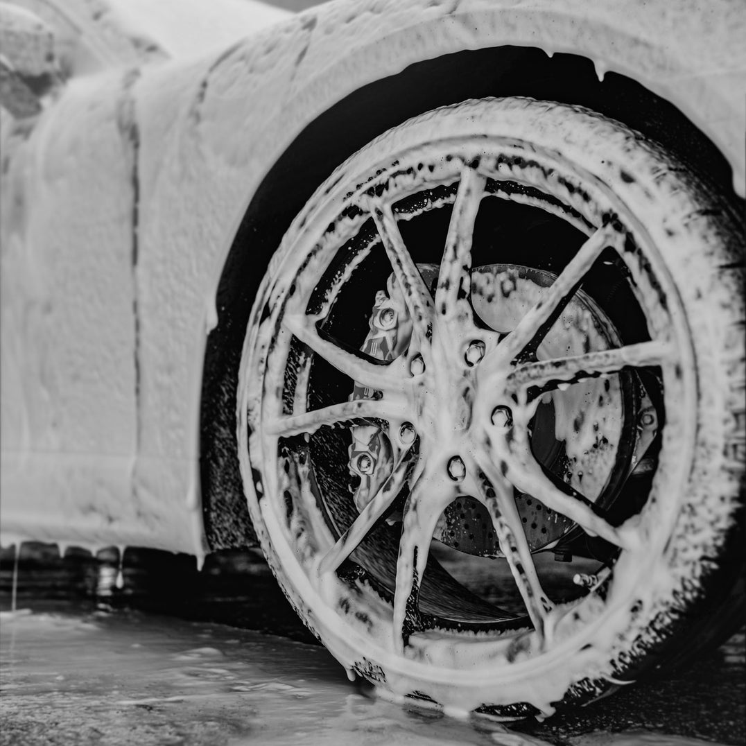 Deep-Cleaning - Wheels - Tyres - Engine Bay
