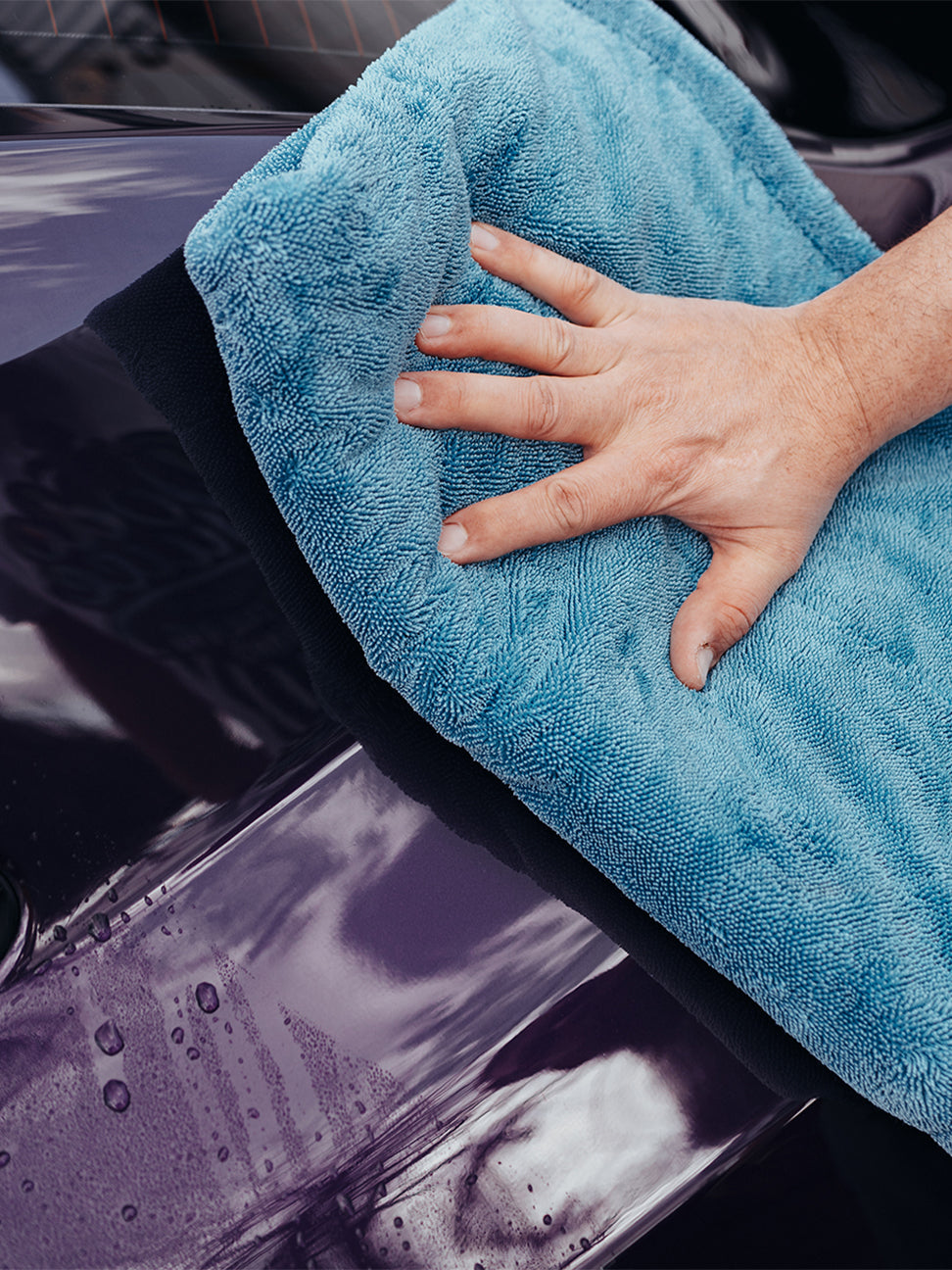 Dry Hard - Double-Sided Twisted-Loop Microfibre Drying Towel